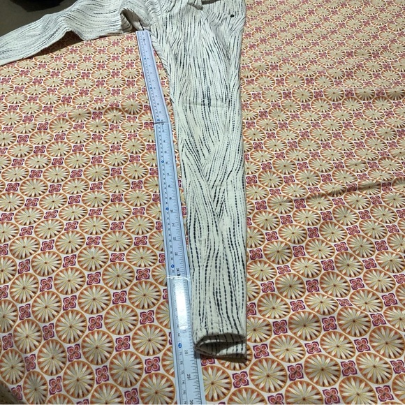 Rag & Bone Riptide Skinny Jeans - Picture 5 of 16